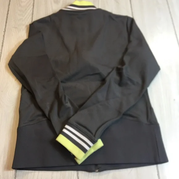 New Balance Ladies Track Jacket SZ Medium Full Zip - Picture 3 of 7